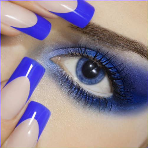 RICOSTRUZIONE UNGHIE ACRILICO