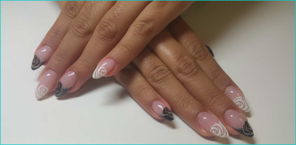 Ricostruzione Unghie a Punta