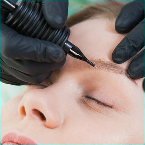Trucco permanente sopracciglia pelo per pelo